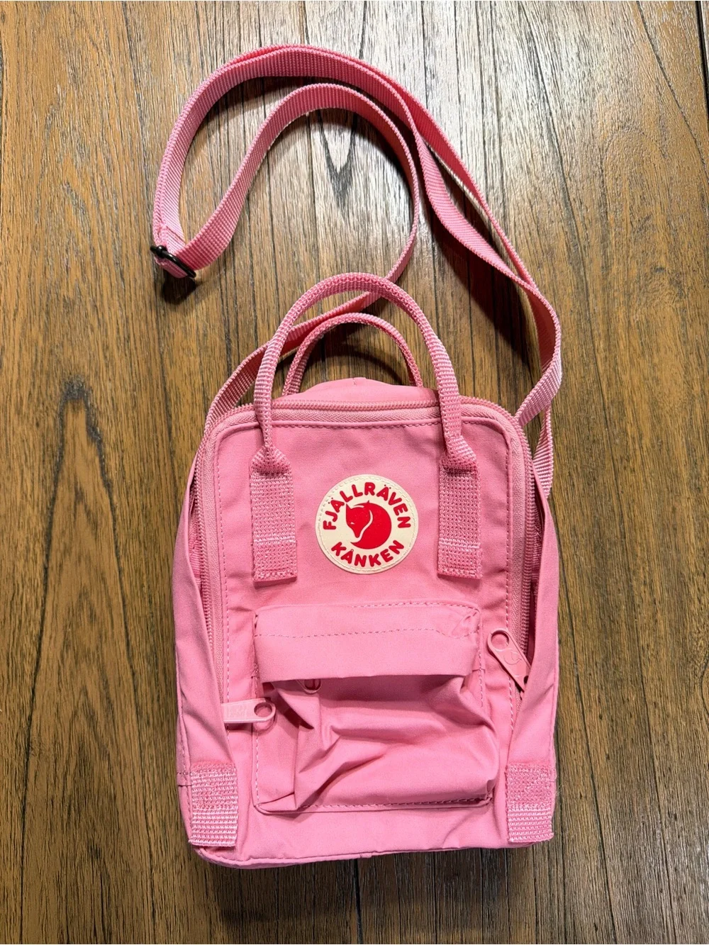 Fjällräven Kånken Sling Mini Crossbody Backpack Pink NWOT